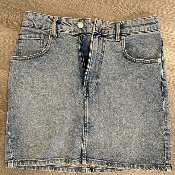 Zara Denim Mini Skirt - Picture 1 of 2